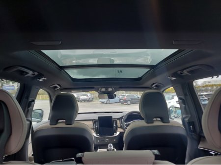 2026 Volvo XC90 - thumbnail 17