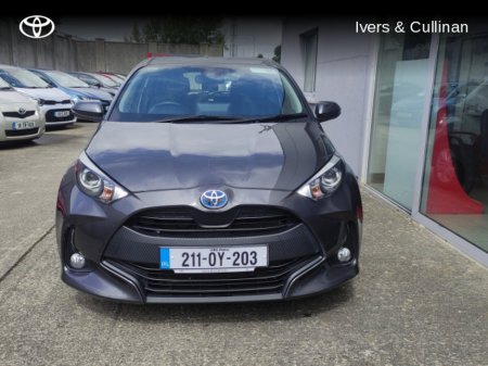 2021 Toyota Yaris Yaris Hybrid Luna €19,800