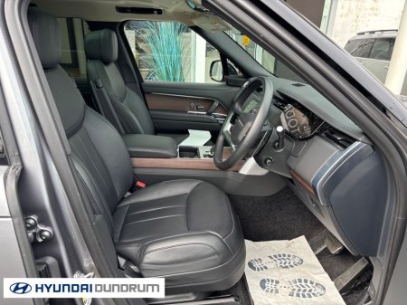 2025 Land Rover Range Rover - thumbnail 12