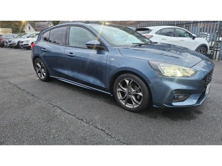 2021 Ford Focus - thumbnail 1