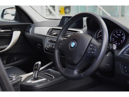 2019 BMW 1 Series 116d SE, Leather Interior, Heated seats €18,995 thumbnail