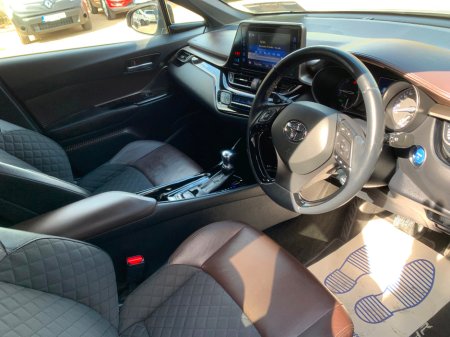 2018 Toyota C-HR - thumbnail 15