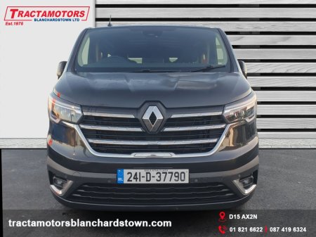 2024 Renault Trafic Passenger 9 SEAT AUTO 170HP RED EDITION €54,999 thumbnail