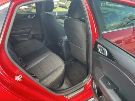 2025 Kia Ceed - thumbnail 14