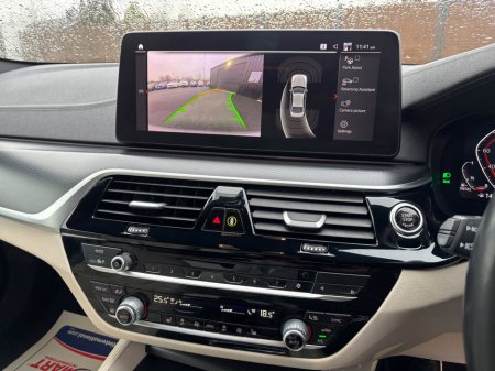 2022 BMW 5 Series - thumbnail 8