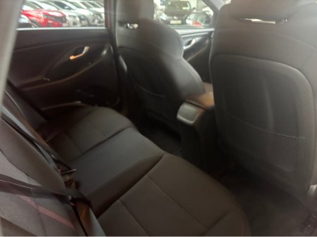 2022 Hyundai i30 - thumbnail 2