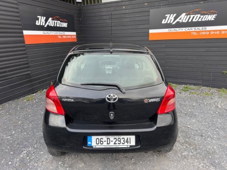 2006 Toyota Yaris - thumbnail 5