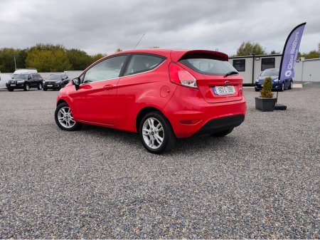 2015 Ford Fiesta 1.25 ZETEC 82PS 3DR €8,300