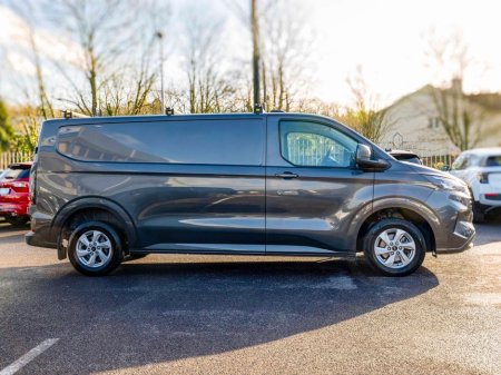 2024 Ford Transit Custom TRANSIT CUSTOM 320 L LIMIT 2.0 T €40,950 thumbnail