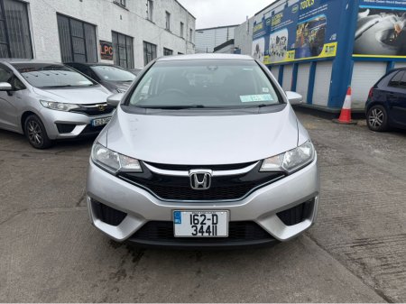 2016 Honda Fit - thumbnail 4