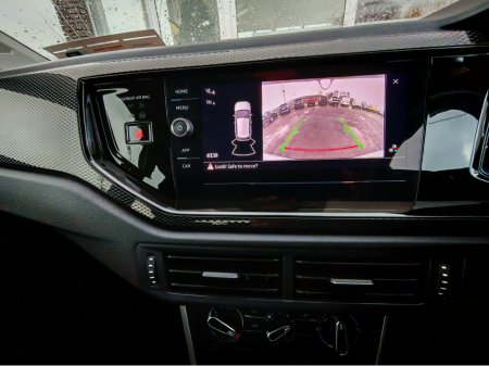 2025 Volkswagen Polo - view 2