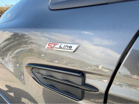 2017 Ford Kuga - thumbnail 17