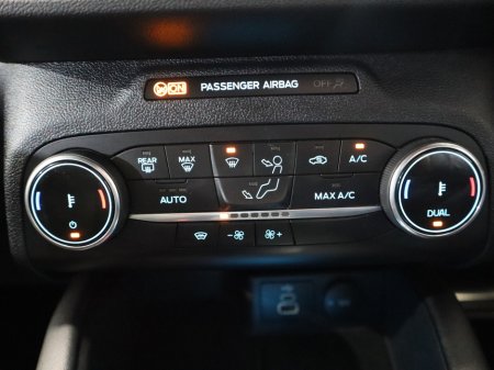 2023 Ford Kuga *2* ST-LINE PHEV CVT €26,900 thumbnail