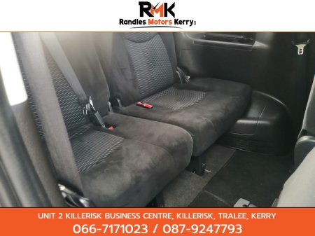 2012 Nissan Serena - thumbnail 6