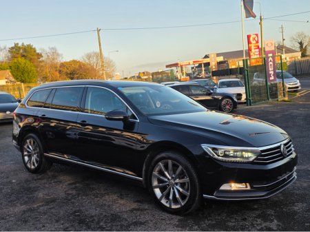 2018 Volkswagen Passat 2.0 TDI VIRTUAL DASH FULL LEATHER HEATED ELECTRIC SEATS SAT NAV CARPLAY ANDROID AUTO BLIND SPORT PARKING SENSORS SELF PARKING ASSIST 360 CAMERA €20,750 thumbnail