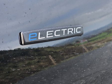 2025 Mercedes-Benz Vito 