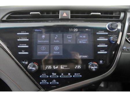 2019 Toyota Camry 2.5 HYBRID *PARK SENSORS*REVERSE CAM* €22,890 thumbnail