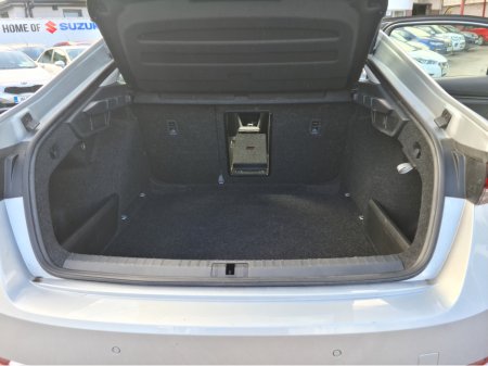 2024 Skoda Octavia - thumbnail 5