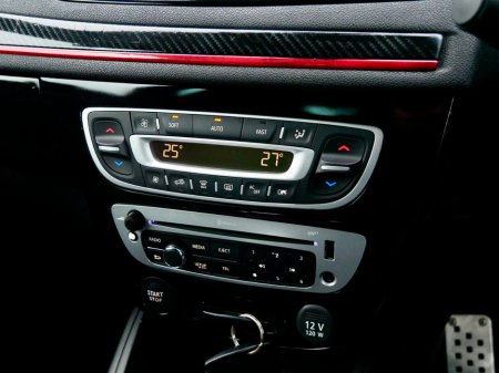 2015 Renault Megane TCe 115 S&S EXPRESSION €24,950 thumbnail