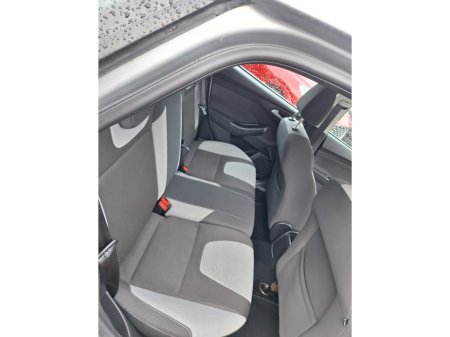 2014 Ford Focus 1.6 TDCI ZETEC 113BHP 5DR €7,995 thumbnail