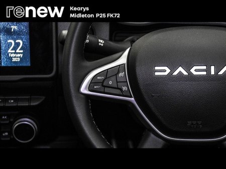 2023 Dacia Duster Journey TCe 150 4x2 AUTO NBI €24,990 thumbnail