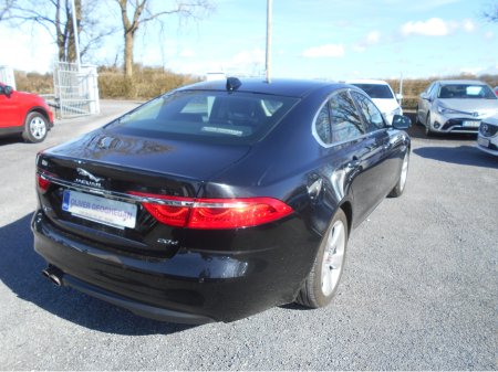 2017 Jaguar XF 2.0 D PORTFOLIO 180 PS AUTO €12,950