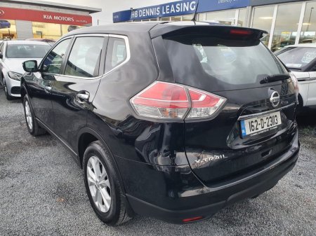 2016 Nissan X-Trail  €17,999 thumbnail