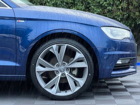 2015 Audi A3 S-LINE PACK 1.4 TFSI // NEW 19" S-LINE ALLOYS // PARKING SENSORS // ADAPTIVE CRUISE CONTROL €15,750 thumbnail