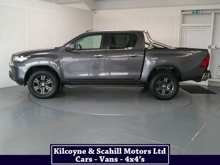 2021 Toyota Hilux - thumbnail 4