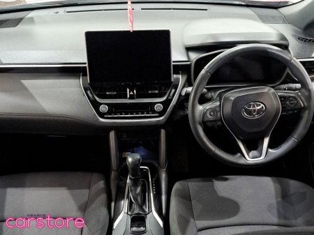 2024 Toyota Corolla Cross 1.8 Hybrid Sport Hatchback €36,880 thumbnail