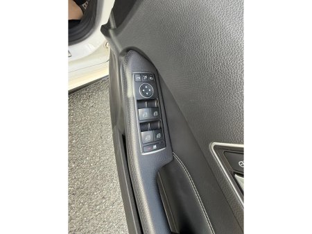 2015 Mercedes-Benz E Class E220 BLUETEC AMG SPORT AUTO €14,750 thumbnail