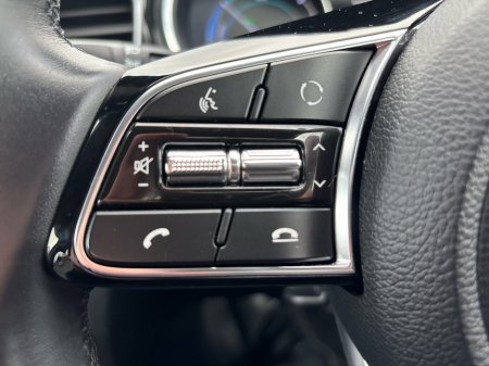 2021 Kia XCeed PHEV 5DR AUTO €21,950 thumbnail