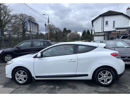 2010 Renault Megane - thumbnail 3