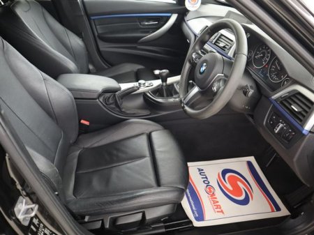 2015 BMW 3 Series - thumbnail 9