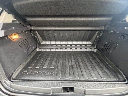 2018 Renault Captur - view 4