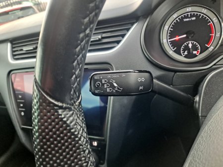 2020 Skoda Octavia - thumbnail 26