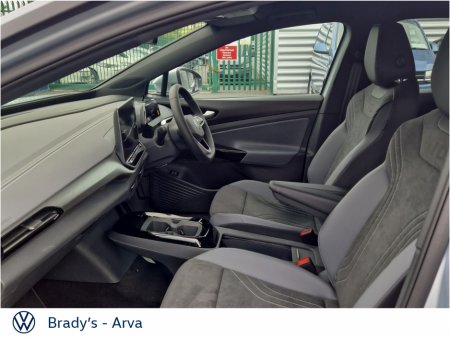 2025 Volkswagen ID.4 PRO PLUS 77KWH 286HP €42,950 thumbnail