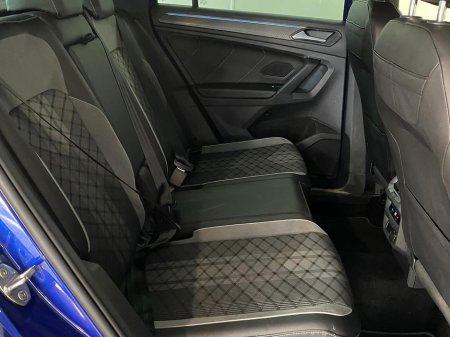 2023 Volkswagen Tiguan - thumbnail 2