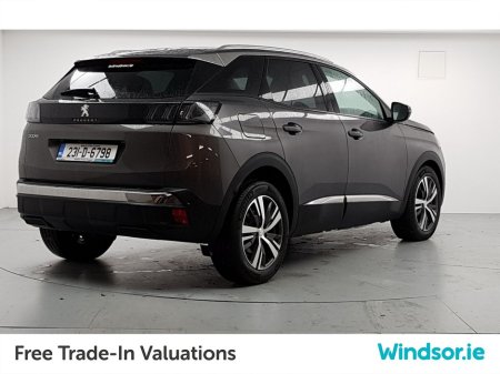 2023 Peugeot 3008 1.2 PureTech 130bhp Allure €31,995 thumbnail