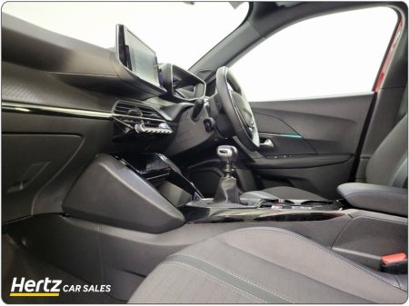 2023 Peugeot 2008 - thumbnail 4