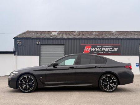 2022 BMW 5 Series - thumbnail 13