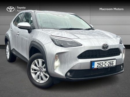 2025 Toyota Yaris Cross END OF YEAR CLEARANCE SALE! YARIS CROSS LUNA