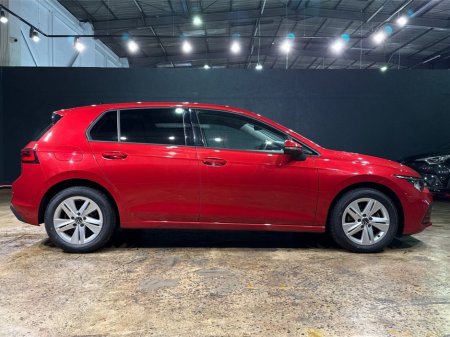 2021 Volkswagen Golf E-TSI - HYBRID - ALLOY WHEELS - MULTI FUNCTION STEERING WHEEL - CRUISE CONTROL - REVERSE CAMERA - €23,950 thumbnail