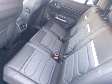 2025 Citroen C5 Aircross Plus Pack 1.2 Petrol Manual , 3192 Kilometres €29,995 thumbnail