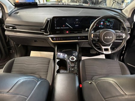 2023 Kia Sportage 1.6 PHEV K3 €30,950 thumbnail