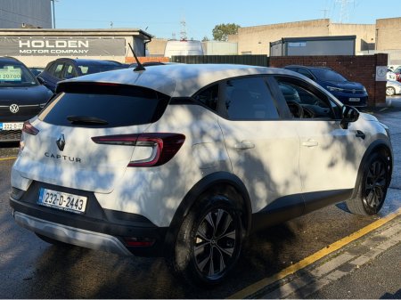 2023 Renault Captur Keyless Entry thumbnail