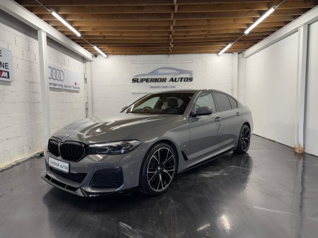 2021 BMW 5 Series - thumbnail 1