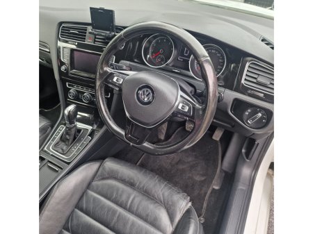 2013 Volkswagen Golf - thumbnail 14