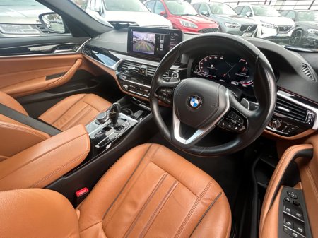 2021 BMW 5 Series - thumbnail 15