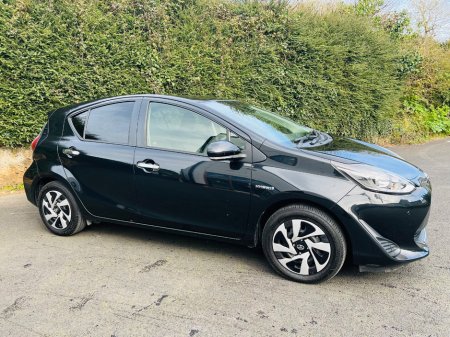 2020 Toyota Aqua - thumbnail 3